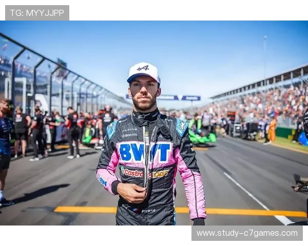 F1赛季最新动态揭秘车队战略调整与车手竞技表现分析