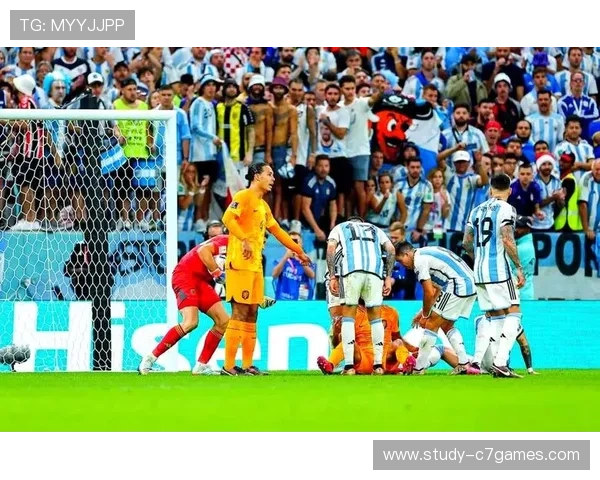 梅西闪耀世界赛场助阿根廷逆转胜利引热议